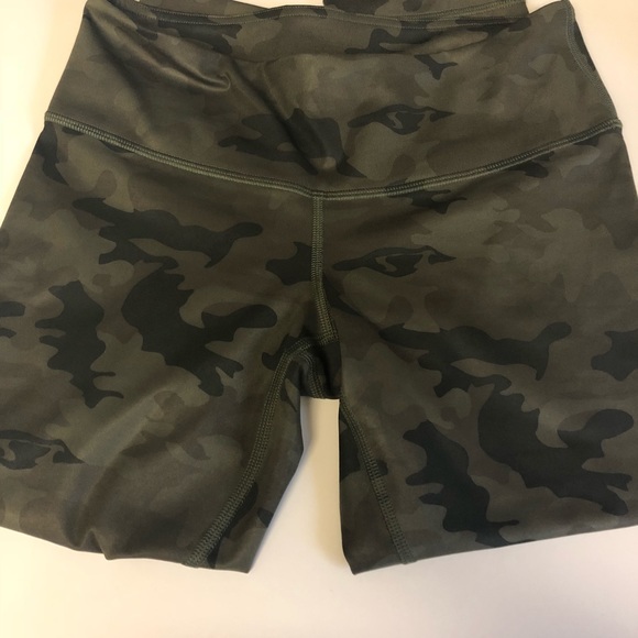 Lululemon Wunder Under Crop Savasana Camo - Picture 4 of 6